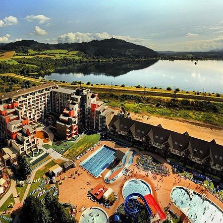 Luxapartmanbesenova Hotel Akvamarin Dış mekan fotoğraf